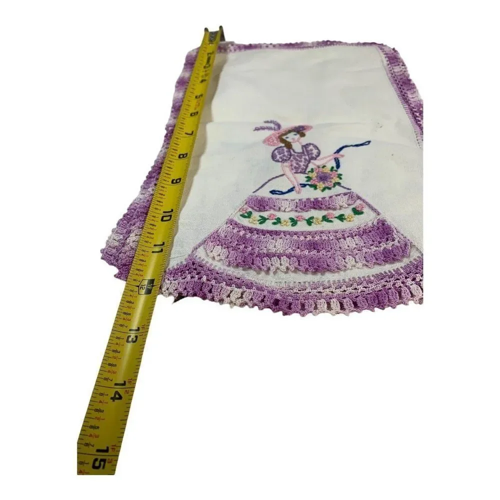 Vintqage Victorian Lady Matching hand embroidered lace edged tea towels READ
